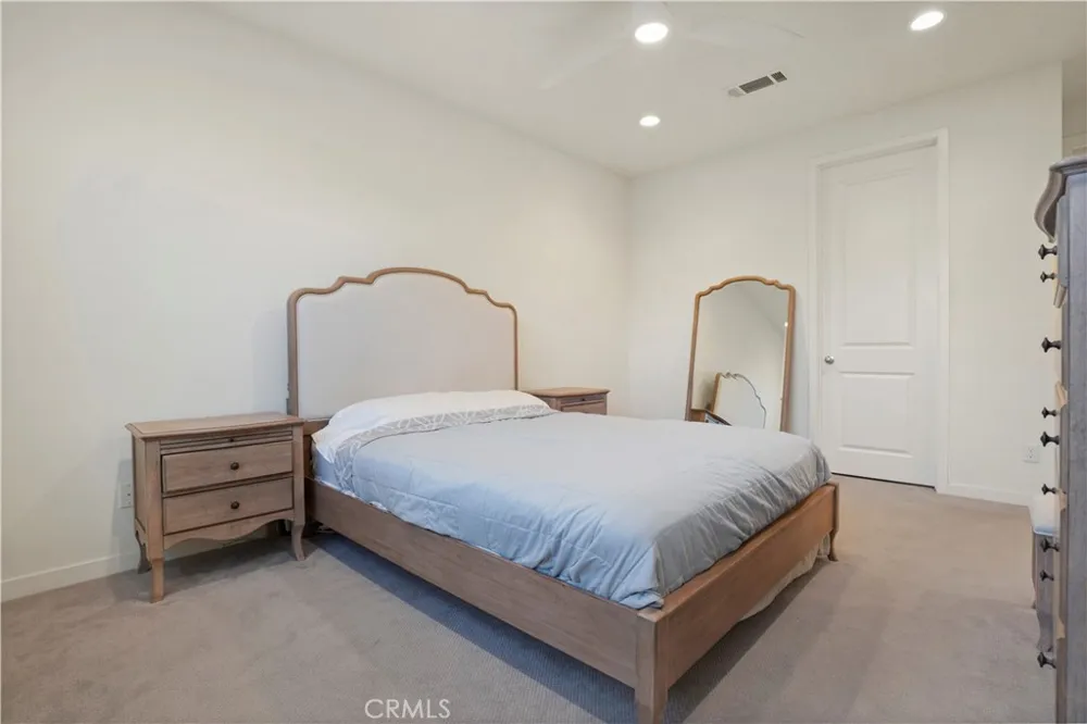 344 Vintage Way Tustin, CA 92780