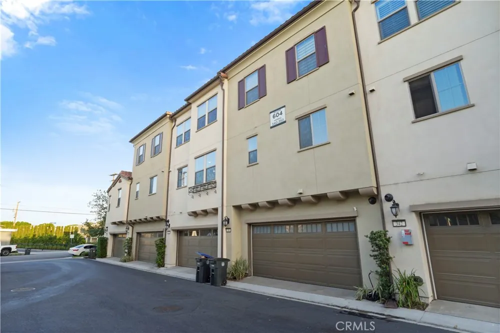 344 Vintage Way Tustin, CA 92780