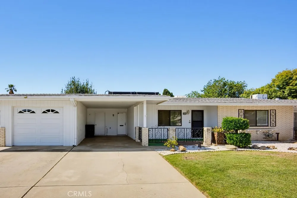 25621 Cherry Hills Sun City, CA 92586
