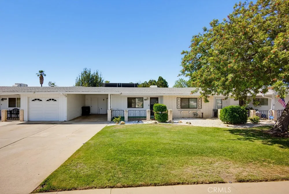 25621 Cherry Hills Sun City, CA 92586
