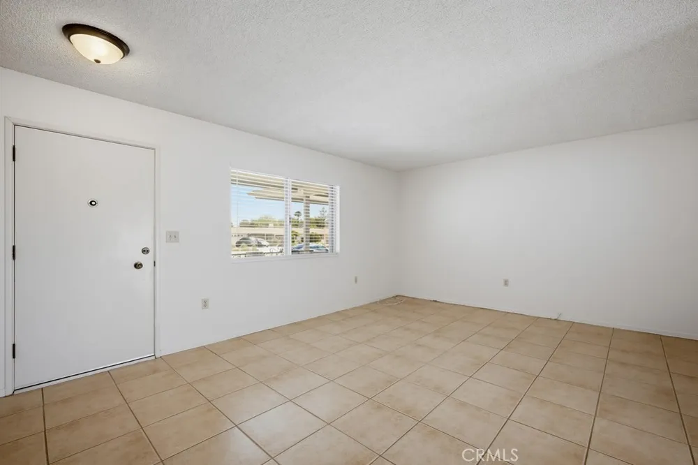 25621 Cherry Hills Sun City, CA 92586