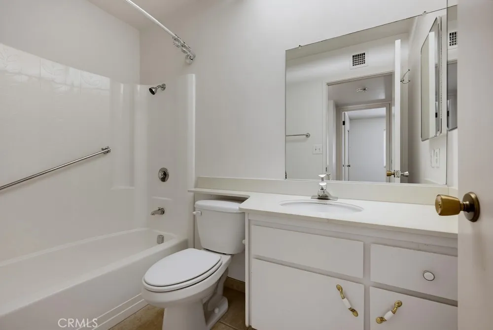 25621 Cherry Hills Sun City, CA 92586