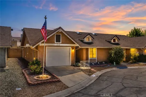 1379 Yorktown Circle