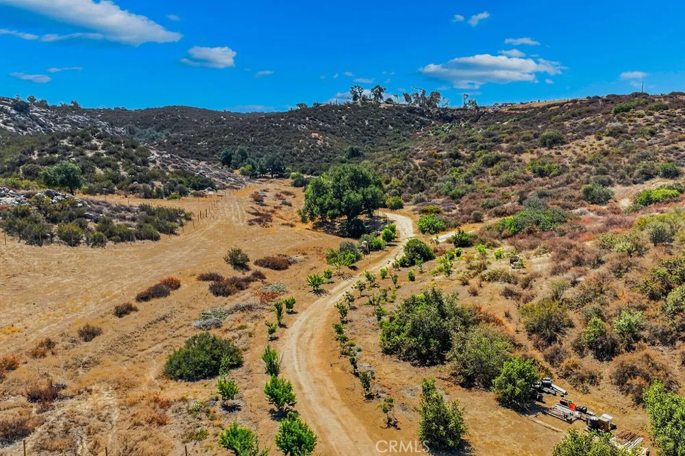 40200 E Benton Road Hemet, CA 92544