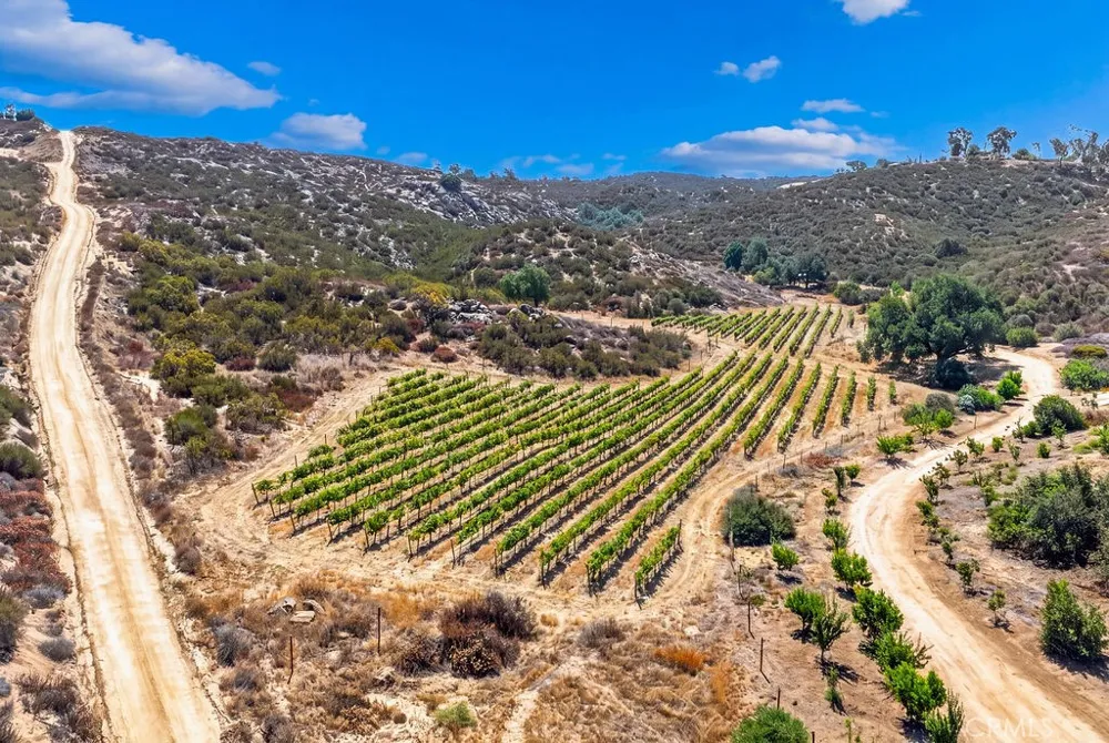 40200 E Benton Road Hemet, CA 92544