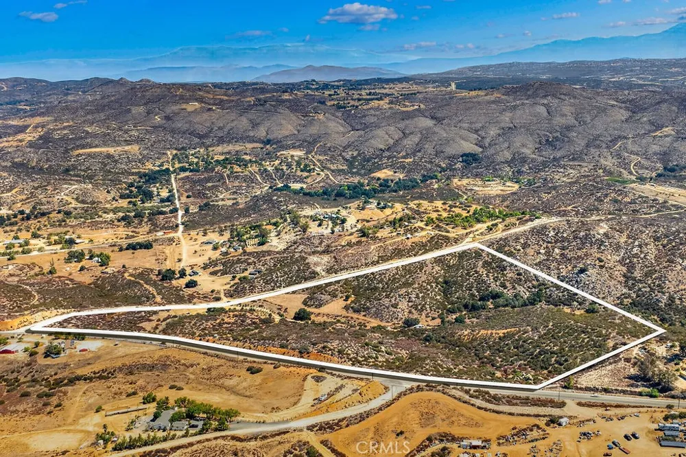 40200 E Benton Road Hemet, CA 92544