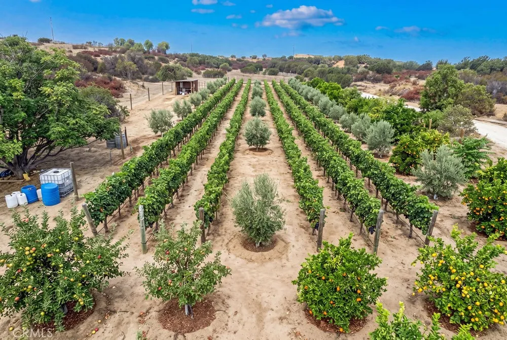 40200 E Benton Road Hemet, CA 92544