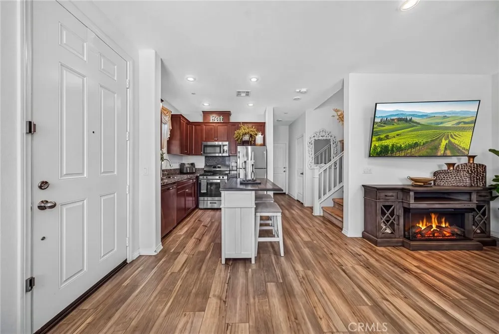 41978 Retsina Street #1601 Murrieta, CA 92562