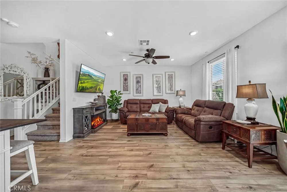 41978 Retsina Street #1601 Murrieta, CA 92562
