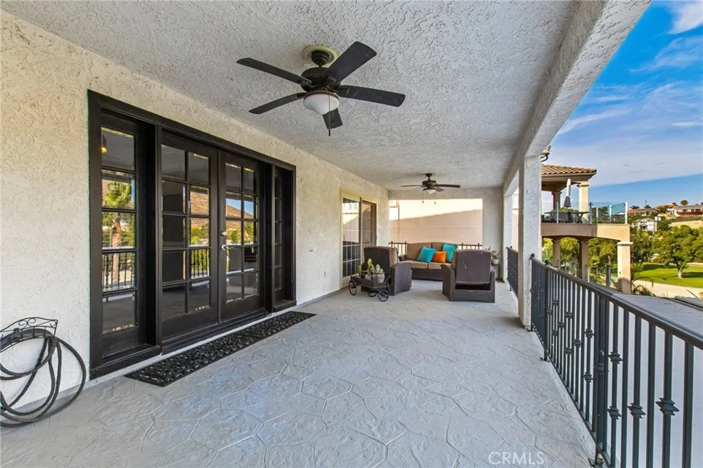 22084 San Joaquin W Canyon Lake, CA 92587