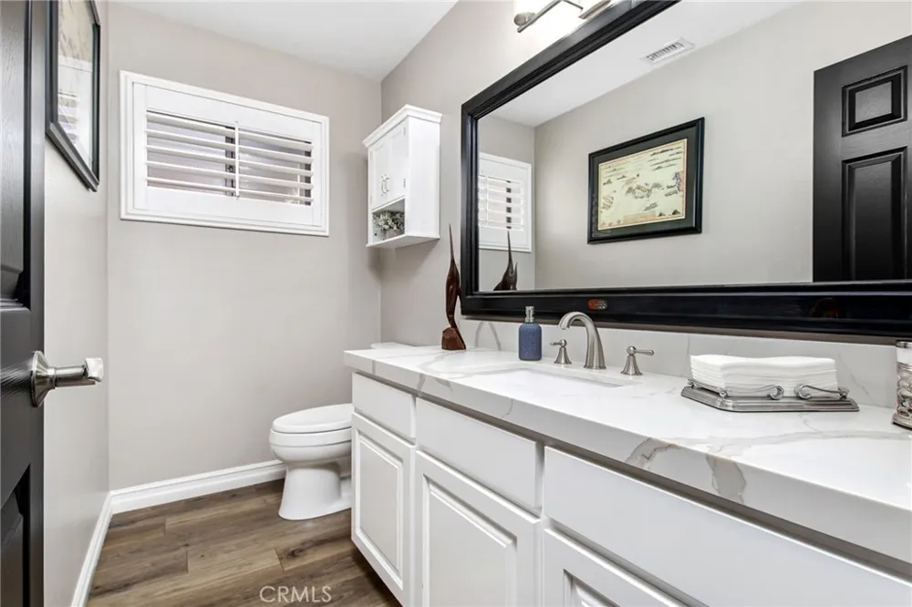 22084 San Joaquin W Canyon Lake, CA 92587