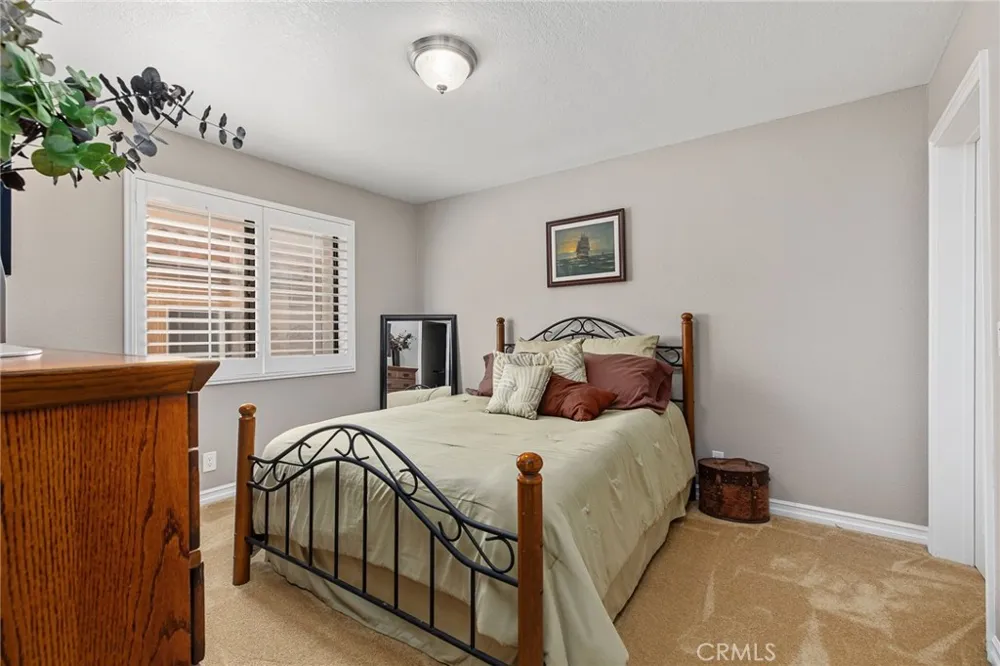 22084 San Joaquin W Canyon Lake, CA 92587