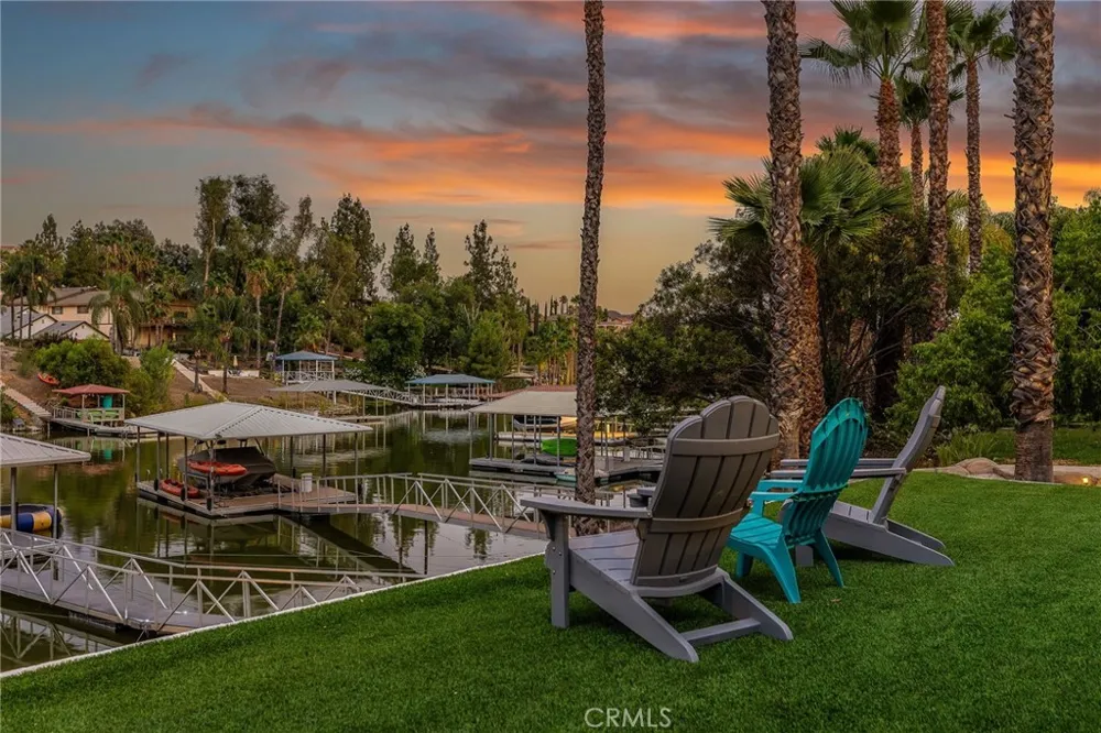 22084 San Joaquin W Canyon Lake, CA 92587