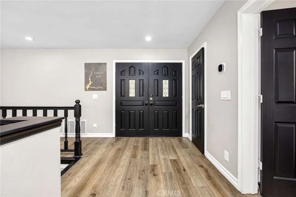 22084 San Joaquin W Canyon Lake, CA 92587