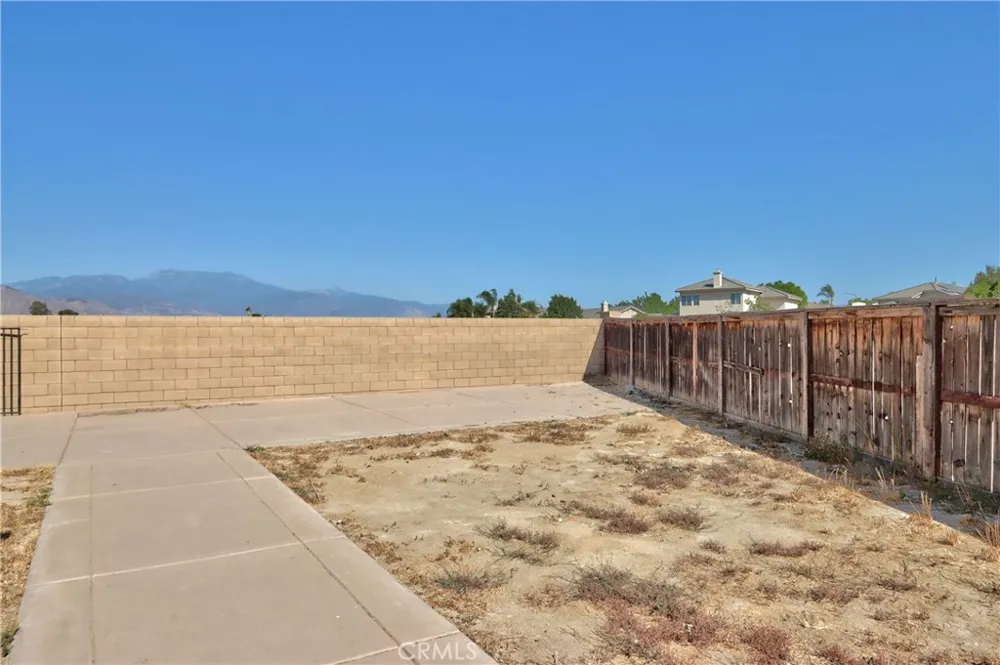1705 Beacon Court San Jacinto, CA 92582