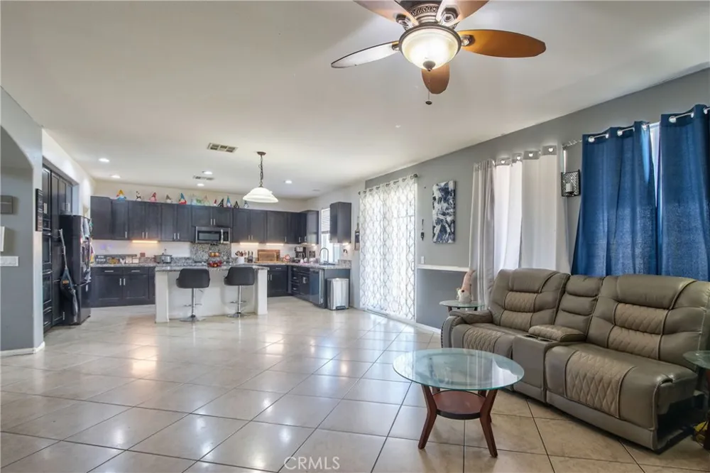 1705 Beacon Court San Jacinto, CA 92582