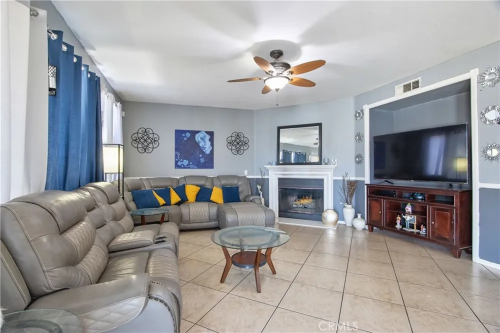 1705 Beacon Court San Jacinto, CA 92582