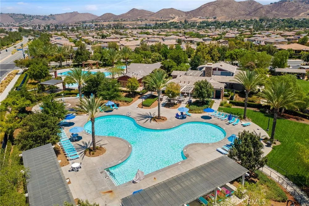 29306 Linden Place Lake Elsinore, CA 92530