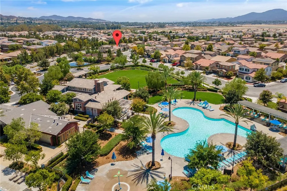 29306 Linden Place Lake Elsinore, CA 92530