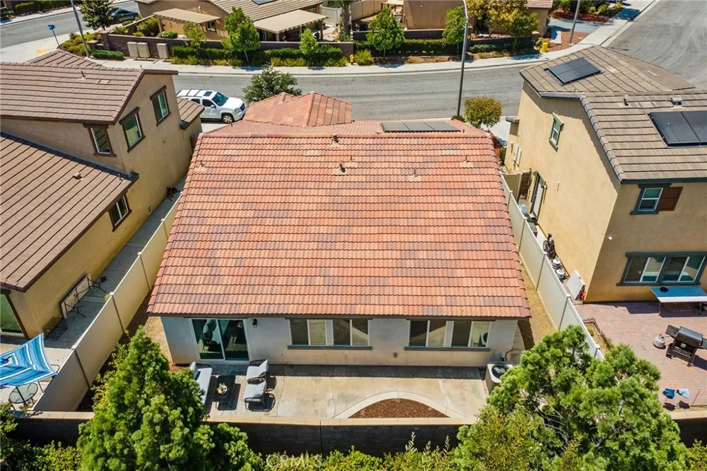 29306 Linden Place Lake Elsinore, CA 92530