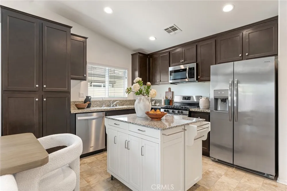 29306 Linden Place Lake Elsinore, CA 92530