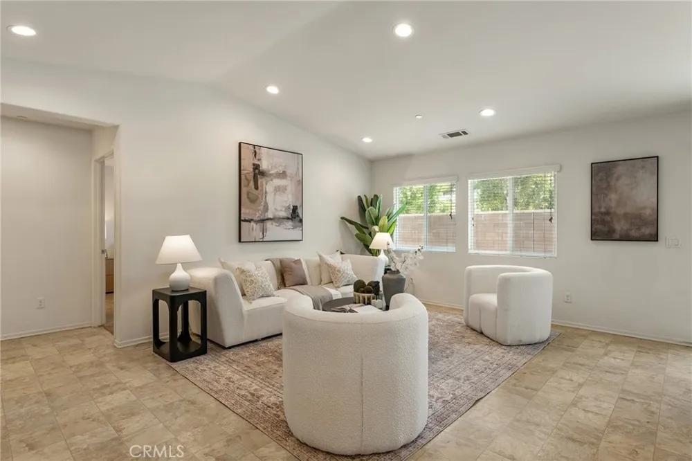 29306 Linden Place Lake Elsinore, CA 92530