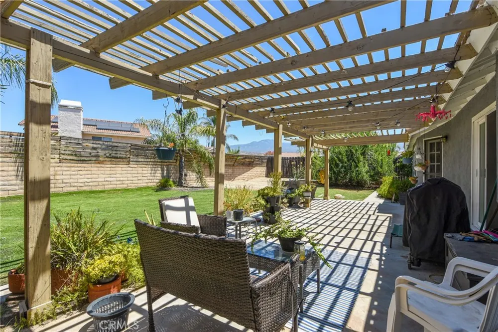 44096 Alsace Lane Hemet, CA 92544