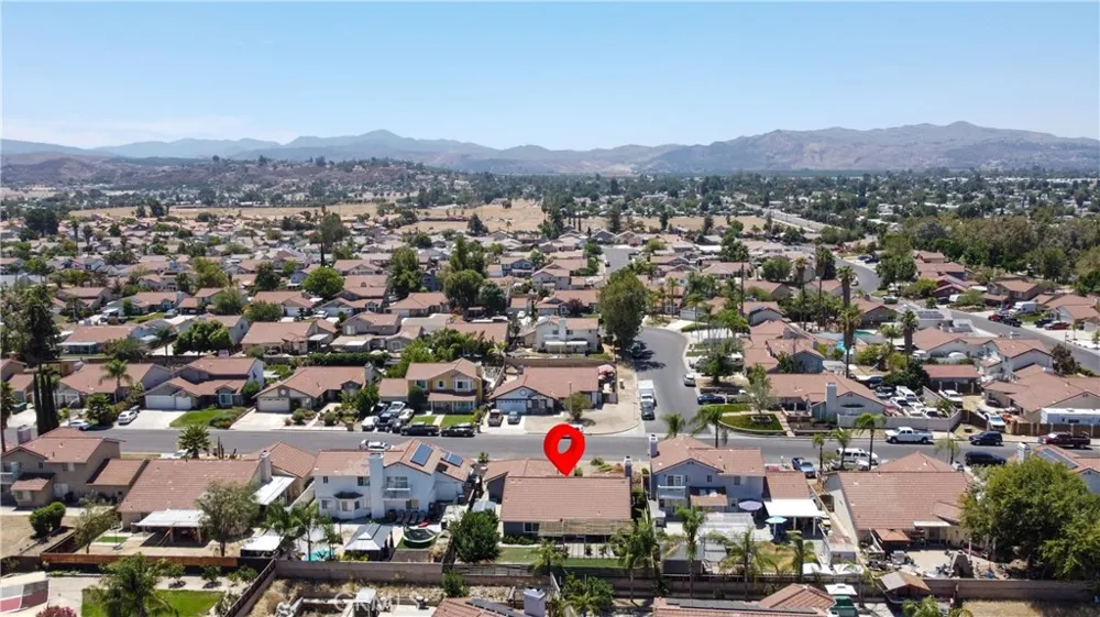 44096 Alsace Lane Hemet, CA 92544