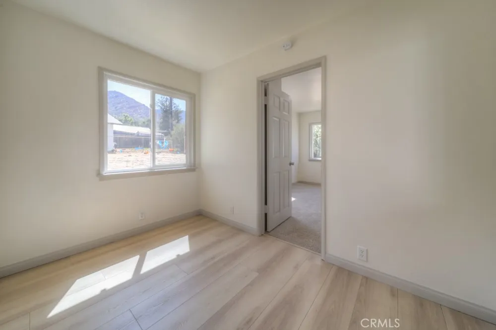 33189 Schaper Street Lake Elsinore, CA 92530