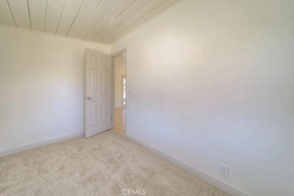 33189 Schaper Street Lake Elsinore, CA 92530