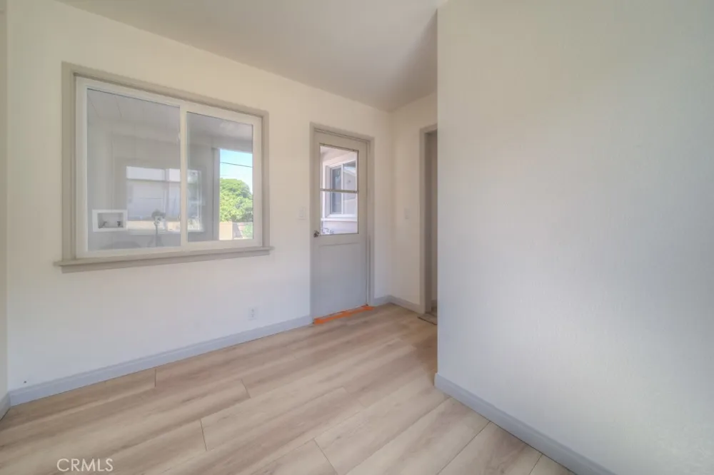 33189 Schaper Street Lake Elsinore, CA 92530