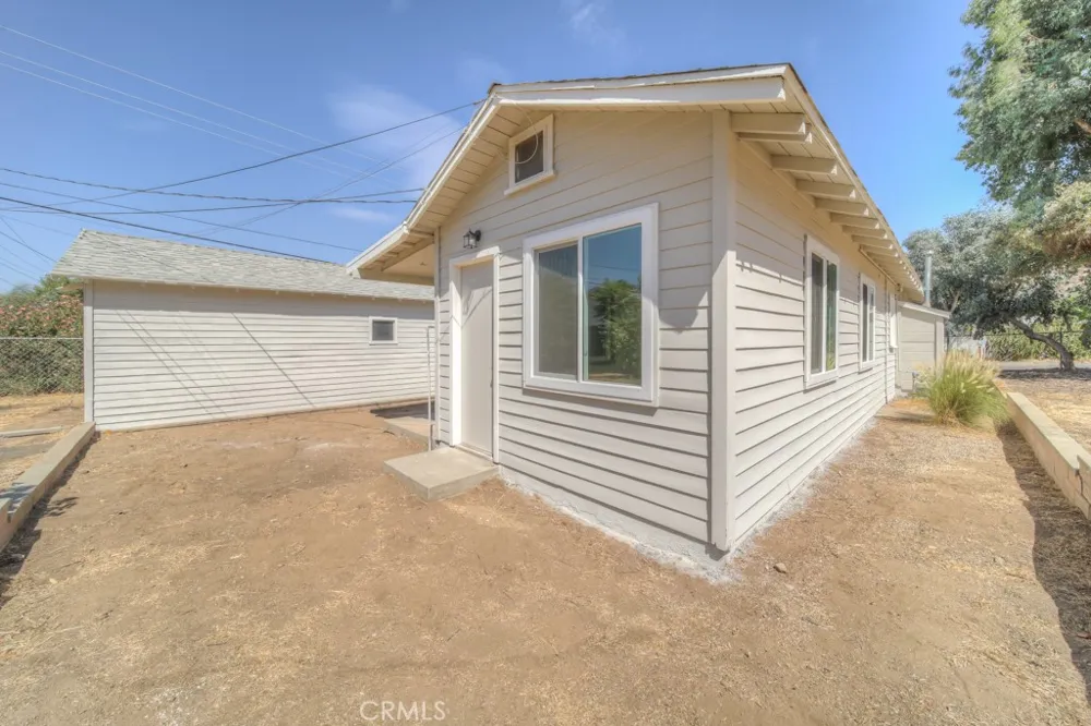 33189 Schaper Street Lake Elsinore, CA 92530