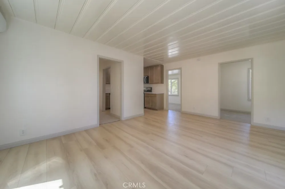 33189 Schaper Street Lake Elsinore, CA 92530