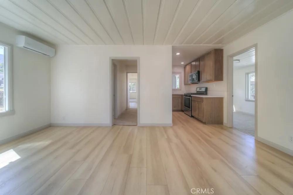 33189 Schaper Street Lake Elsinore, CA 92530
