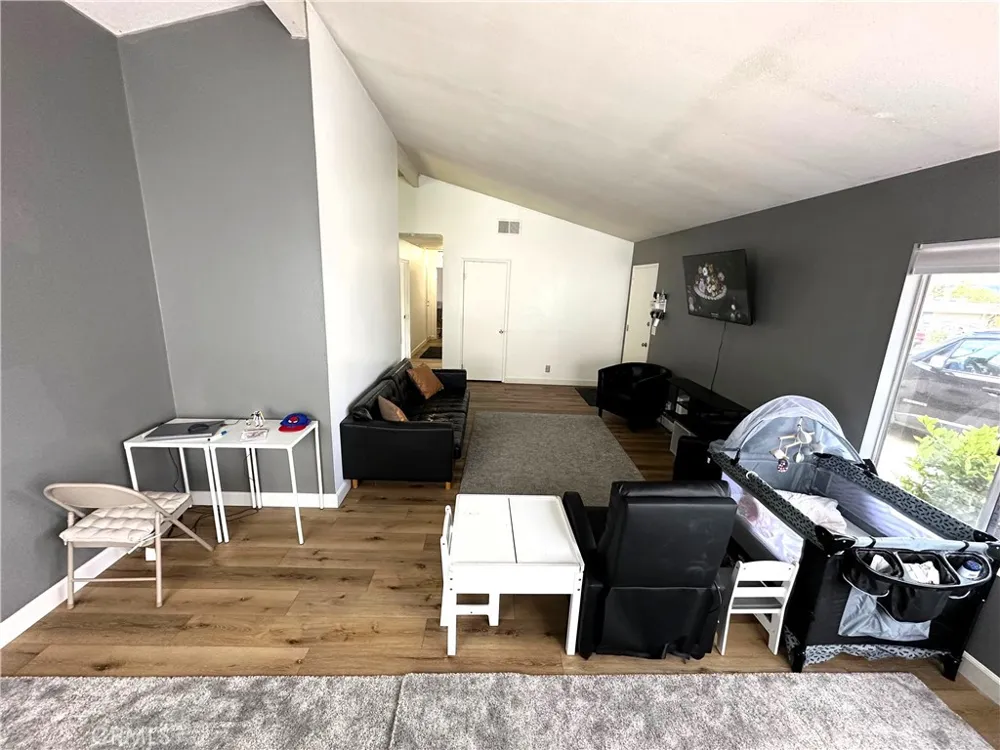 2863 Roseann Avenue Escondido, CA 92027