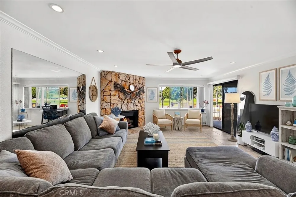 2501 S El Camino Real #204 San Clemente, CA 92672