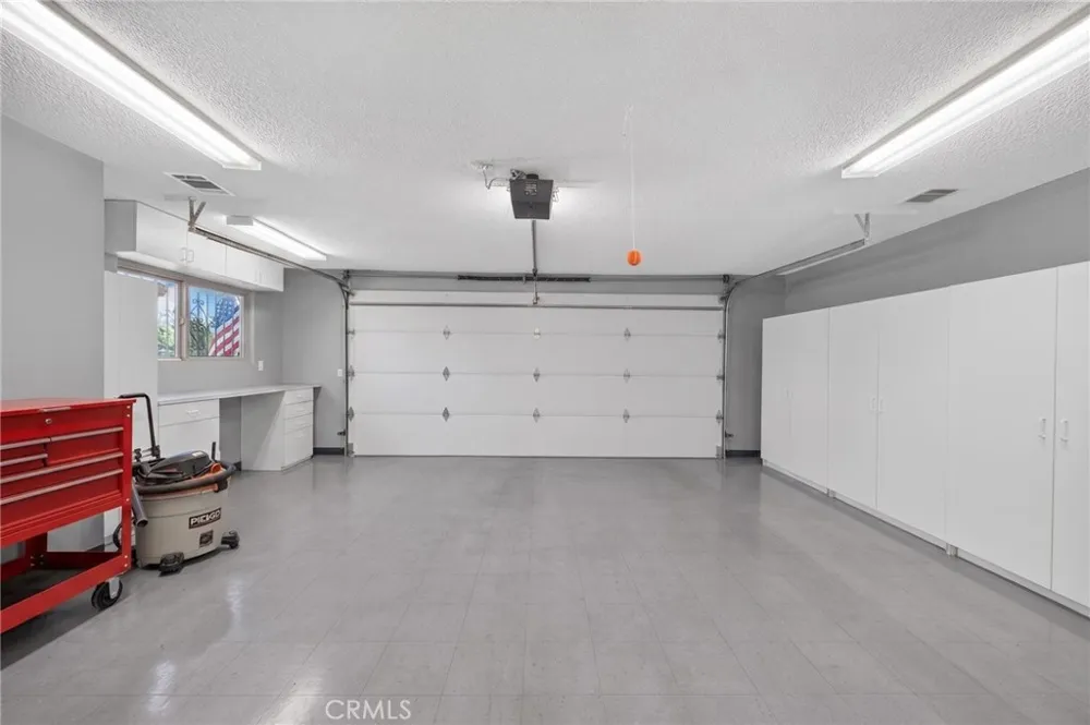605 Los Tilos Hemet, CA 92543