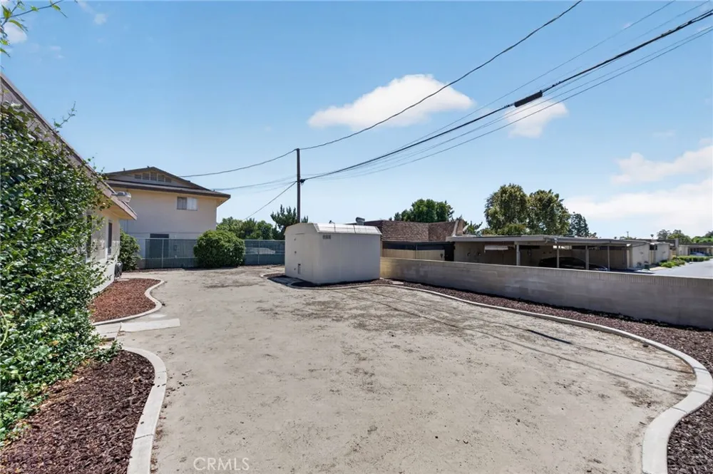 605 Los Tilos Hemet, CA 92543