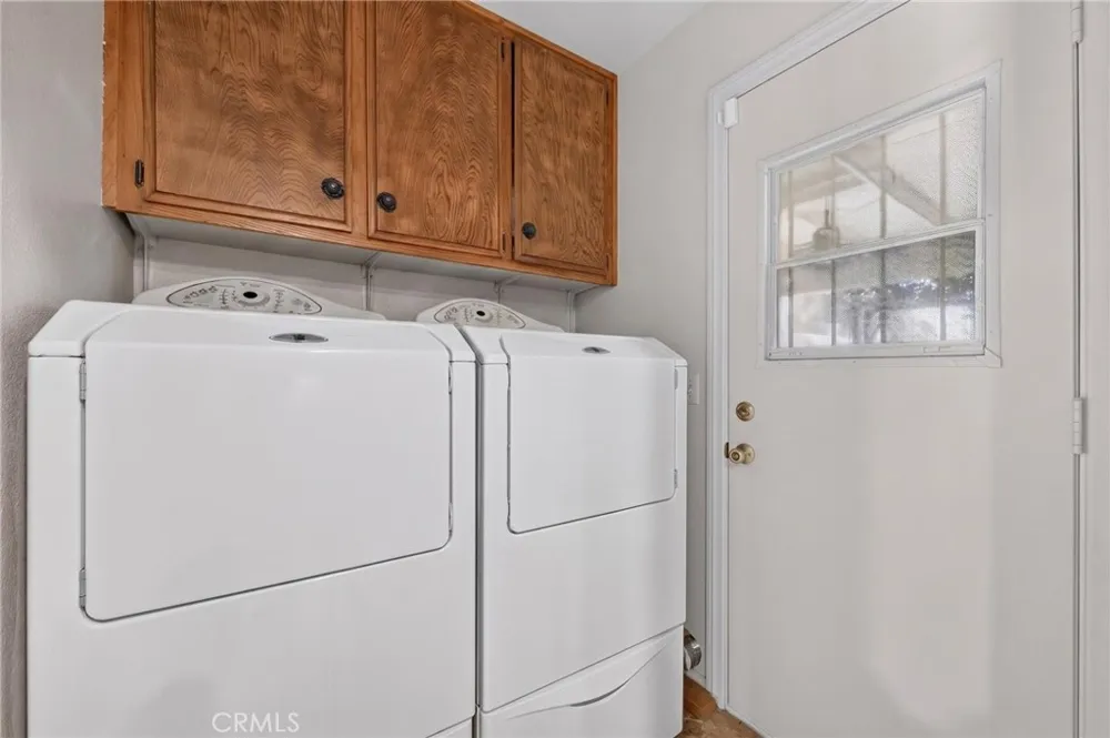 605 Los Tilos Hemet, CA 92543