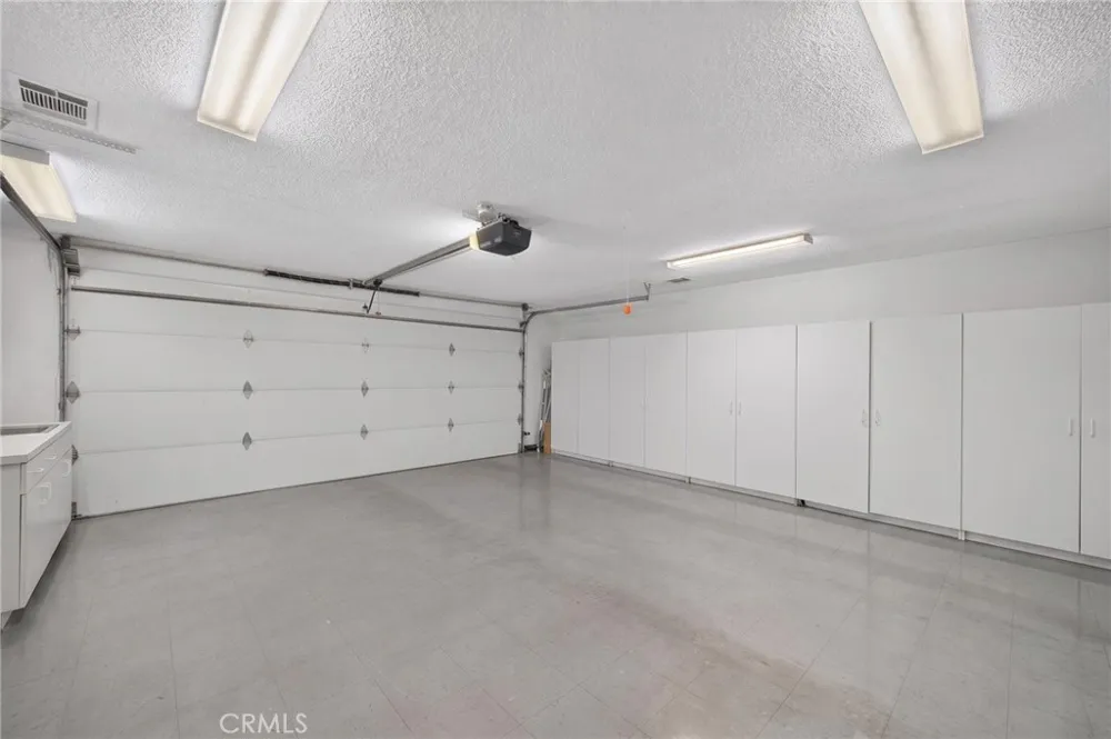 605 Los Tilos Hemet, CA 92543