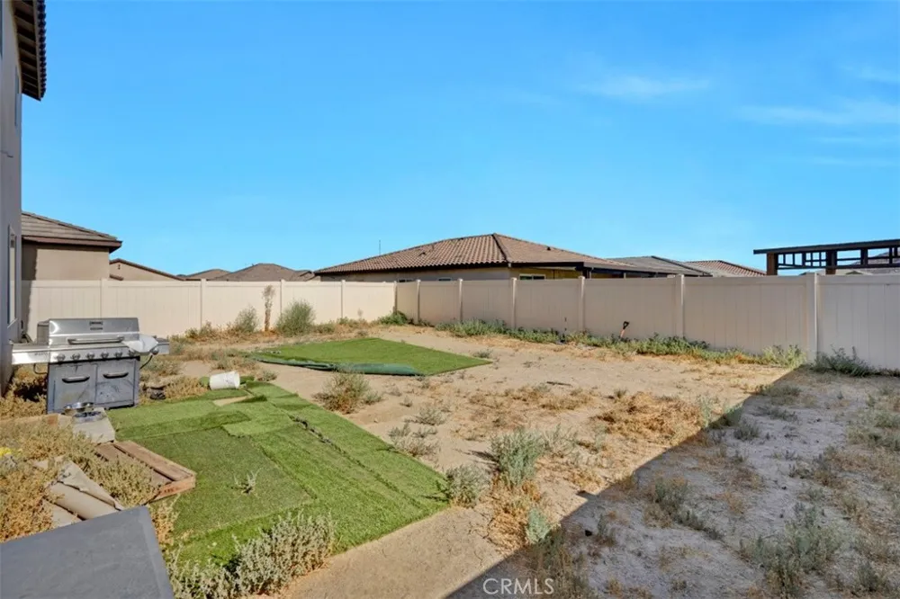 30847 Southend Winchester, CA 92596