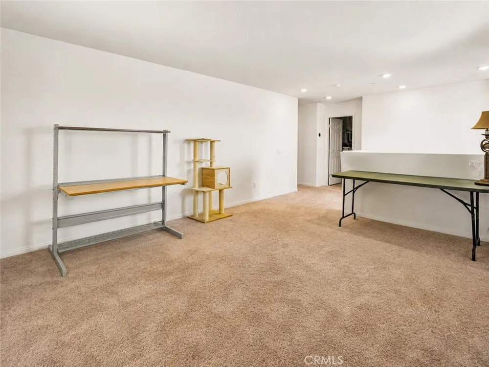 30847 Southend Winchester, CA 92596