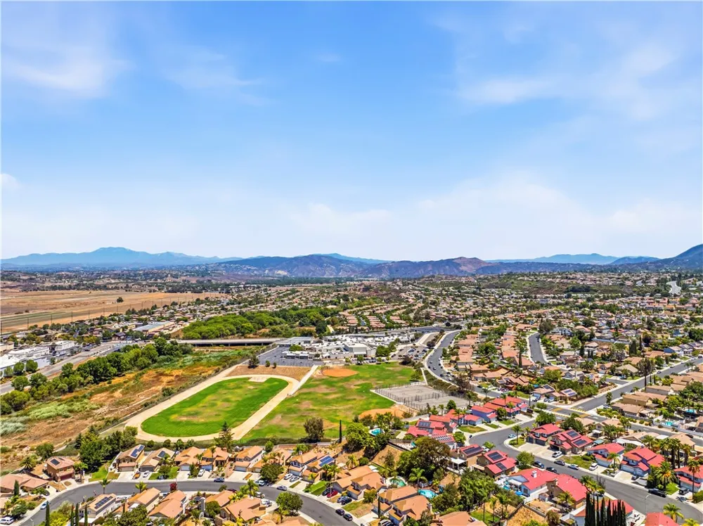 33002 Romero Drive Temecula, CA 92592