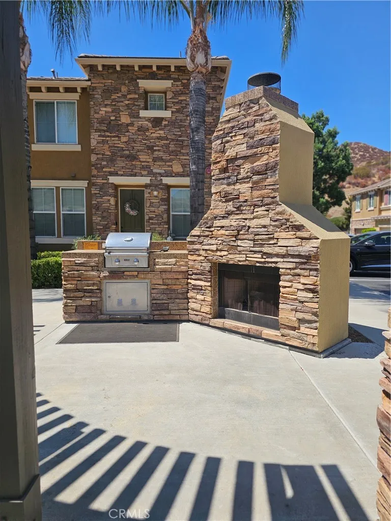 30505 Canyon Hills #2103 Lake Elsinore, CA 92532