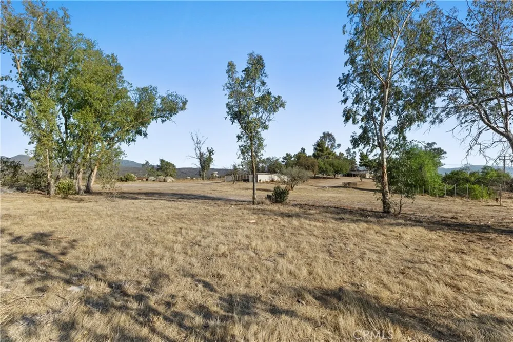 32305 Red Mountain Hemet, CA 92544