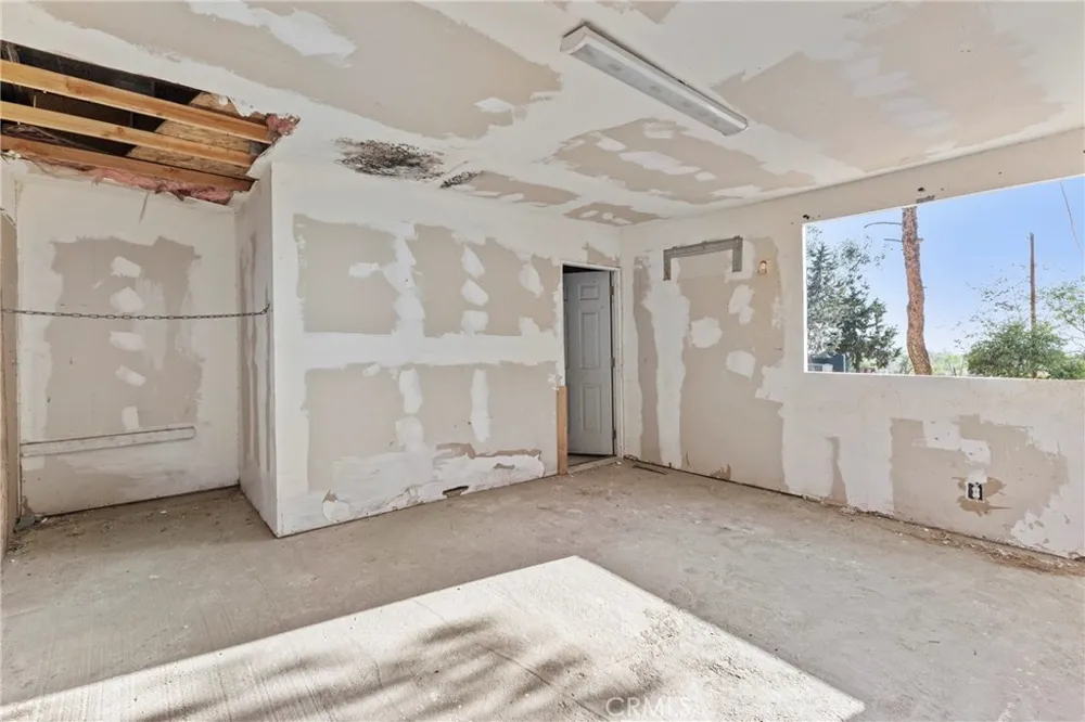 32305 Red Mountain Hemet, CA 92544