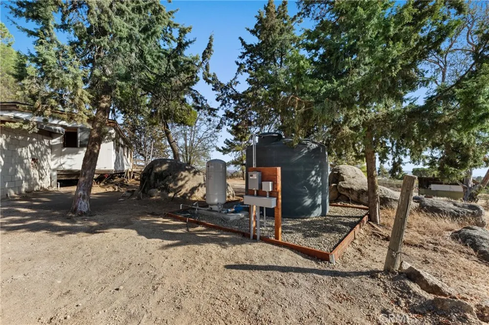 32305 Red Mountain Hemet, CA 92544