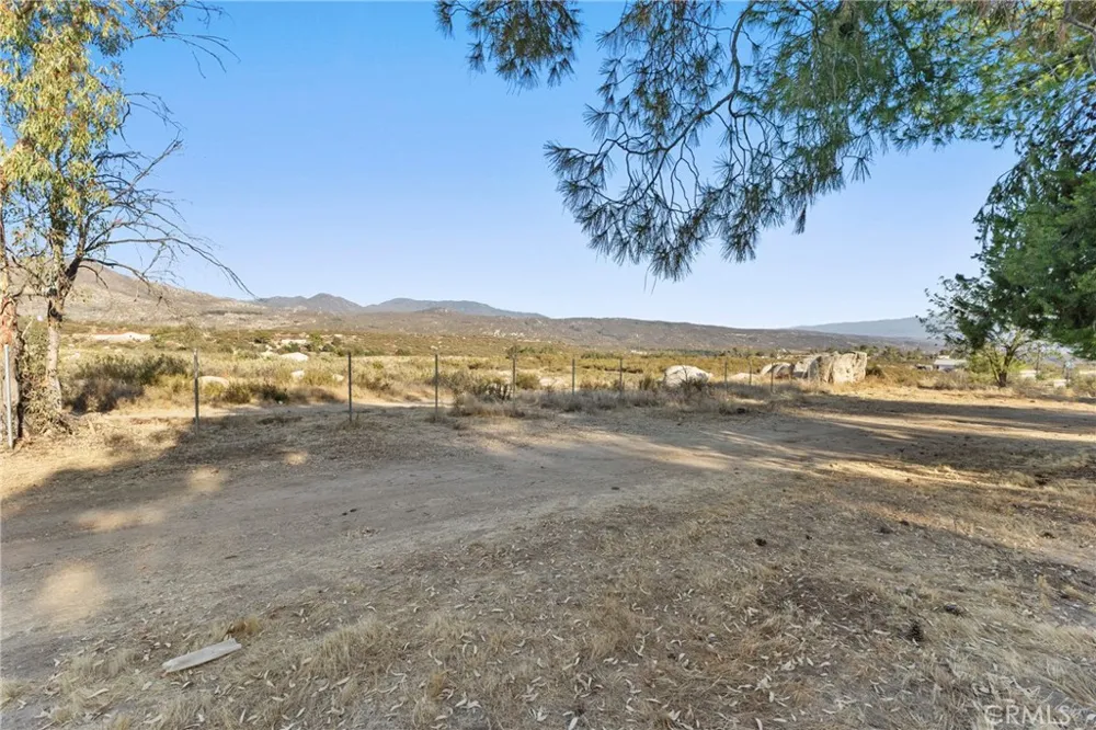 32305 Red Mountain Hemet, CA 92544