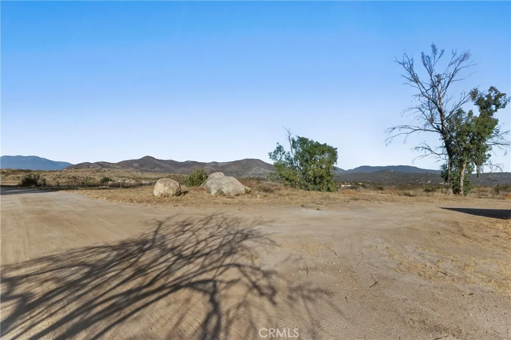 32305 Red Mountain Hemet, CA 92544