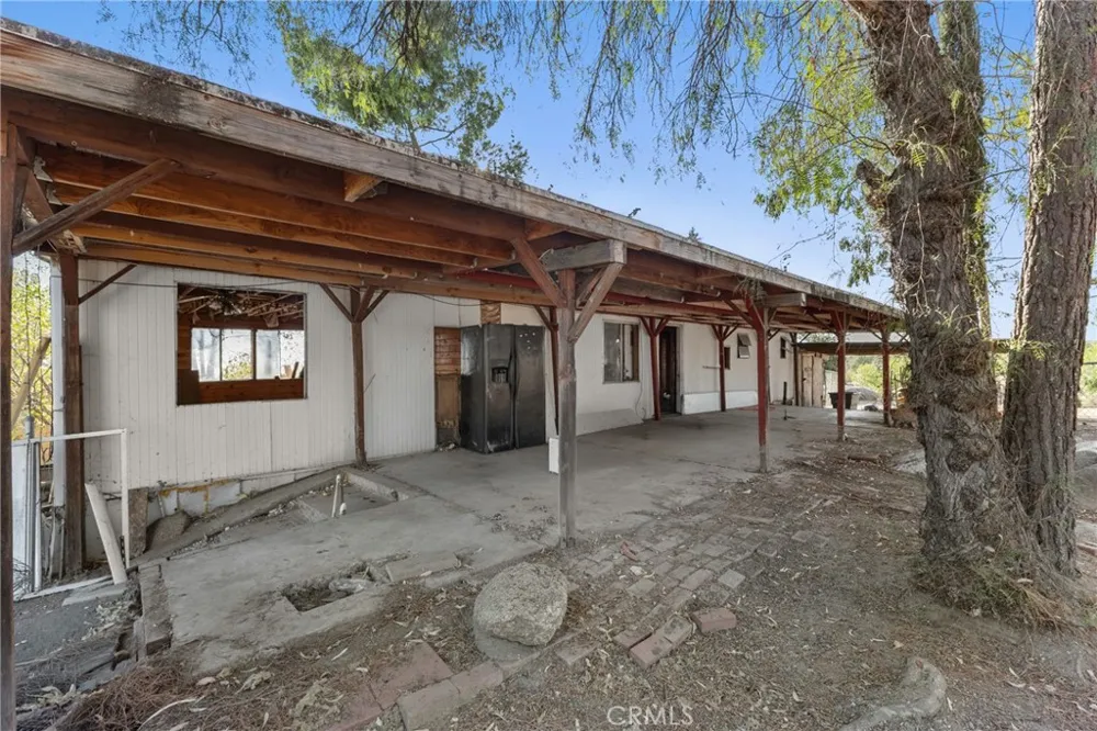 32305 Red Mountain Hemet, CA 92544